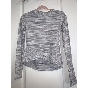Lululemon Close to crossing long sleeve size XS